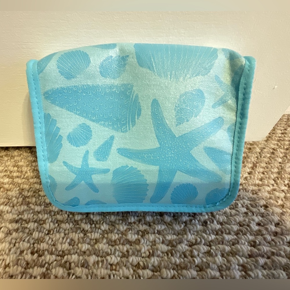 Crabtree & Evelyn Summer Sea Shell, Blue Travel Bag/Cosmetic Bag